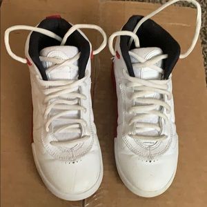 Jordan Jumpman red and white